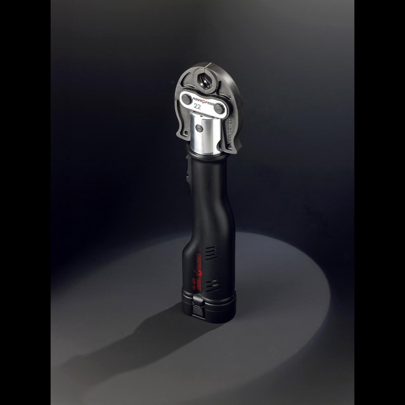 AFP101 - NEUER MASSSTAB IN DER PRESSTECHNIK